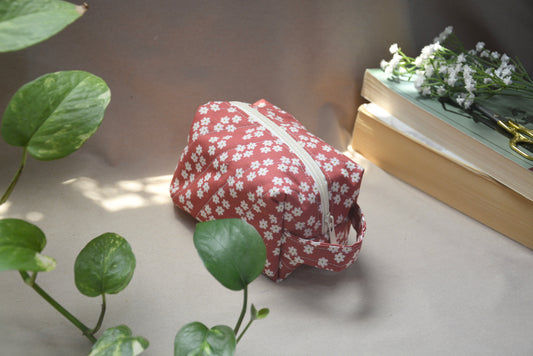 Classic Red Quilted Pouch (Small) | باوتش أحمر