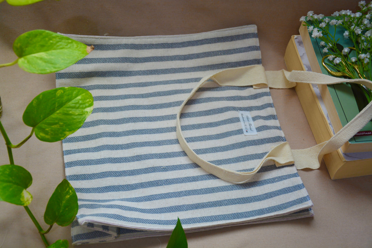 حقيبة توت قماشية مخططة – Striped Canvas Tote Bag