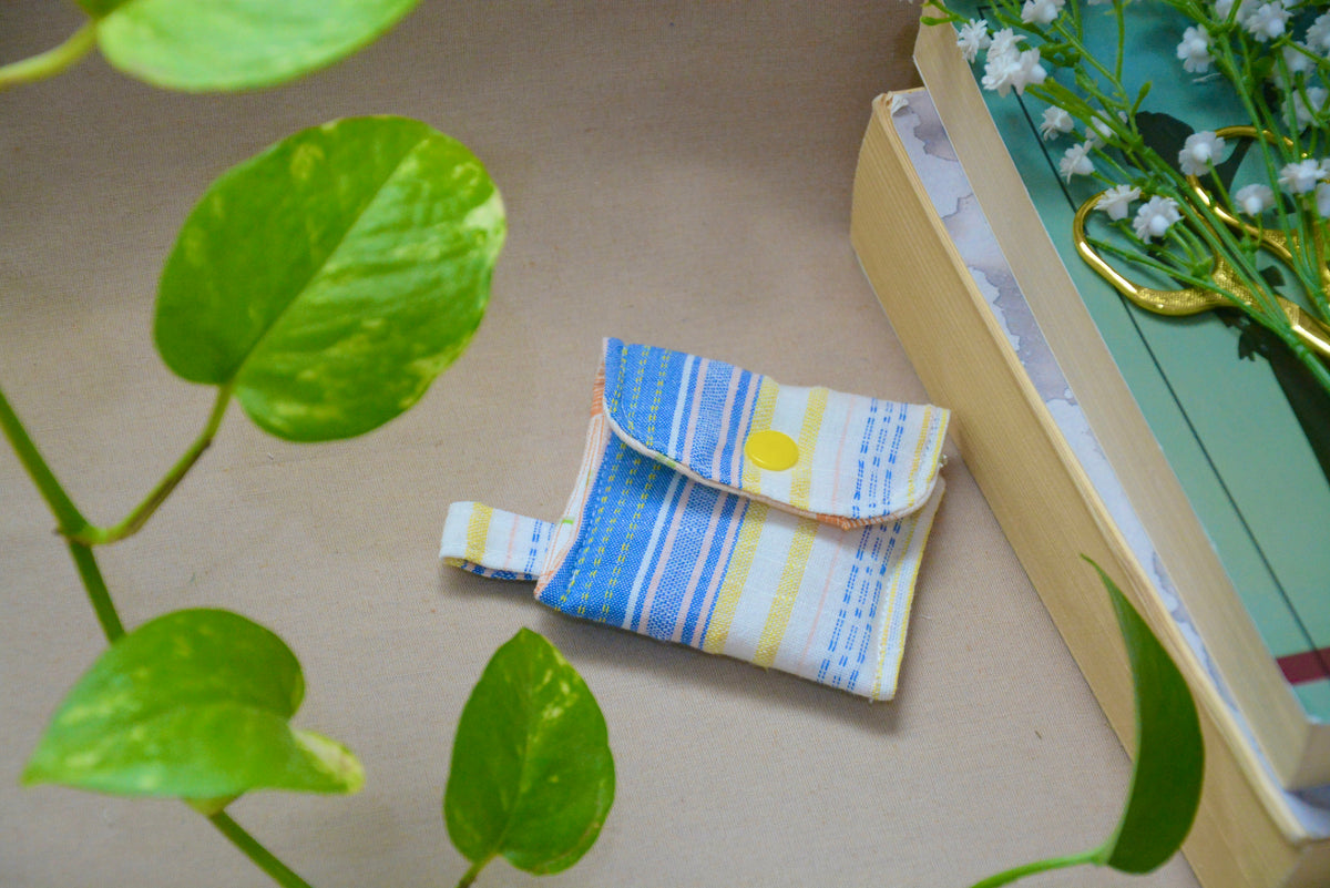 حقيبة صغيرة لسماعات الأذن – Mini Earphone Pouch 🎧